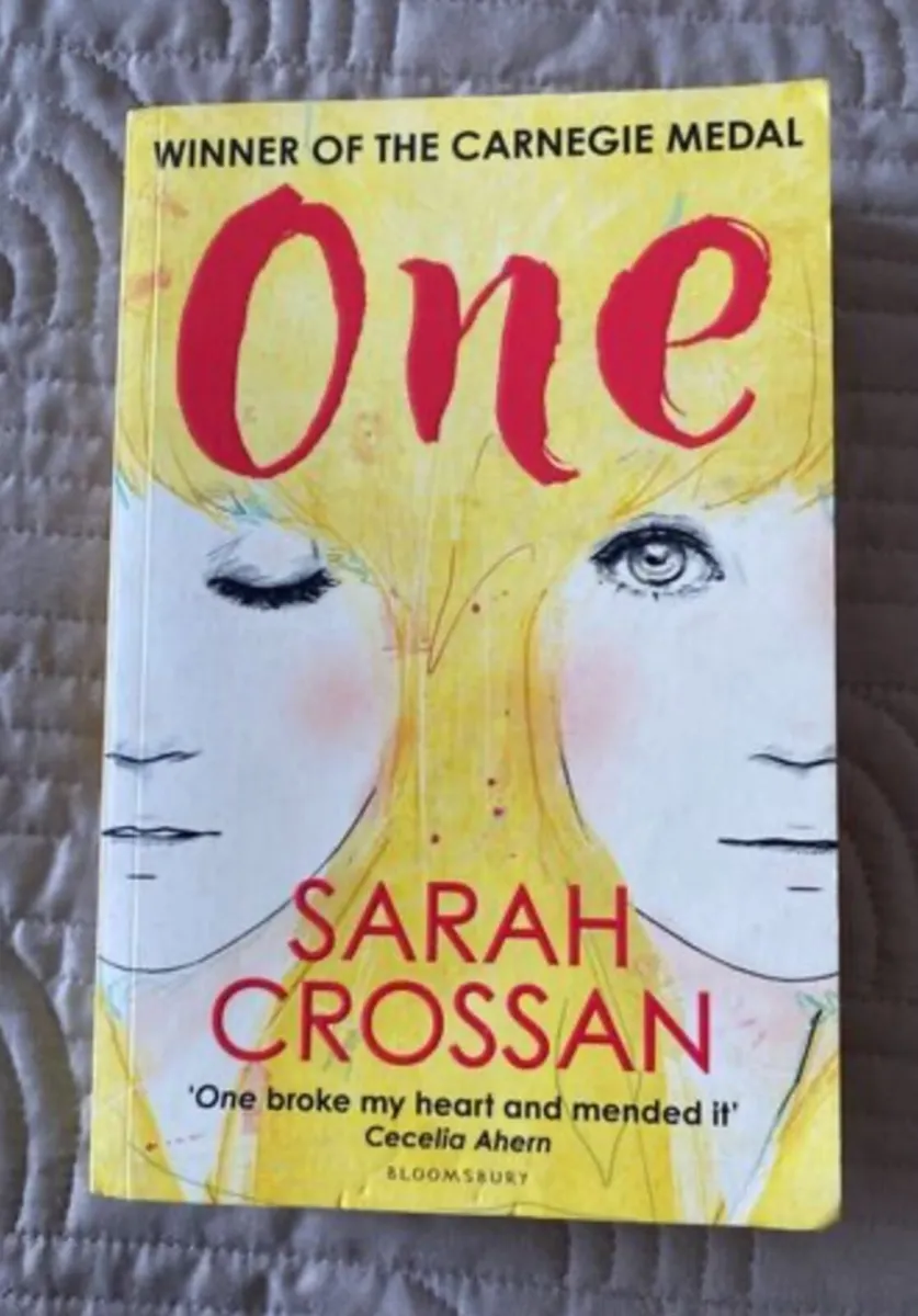 Book - Sarah Crossan - One - Image 1