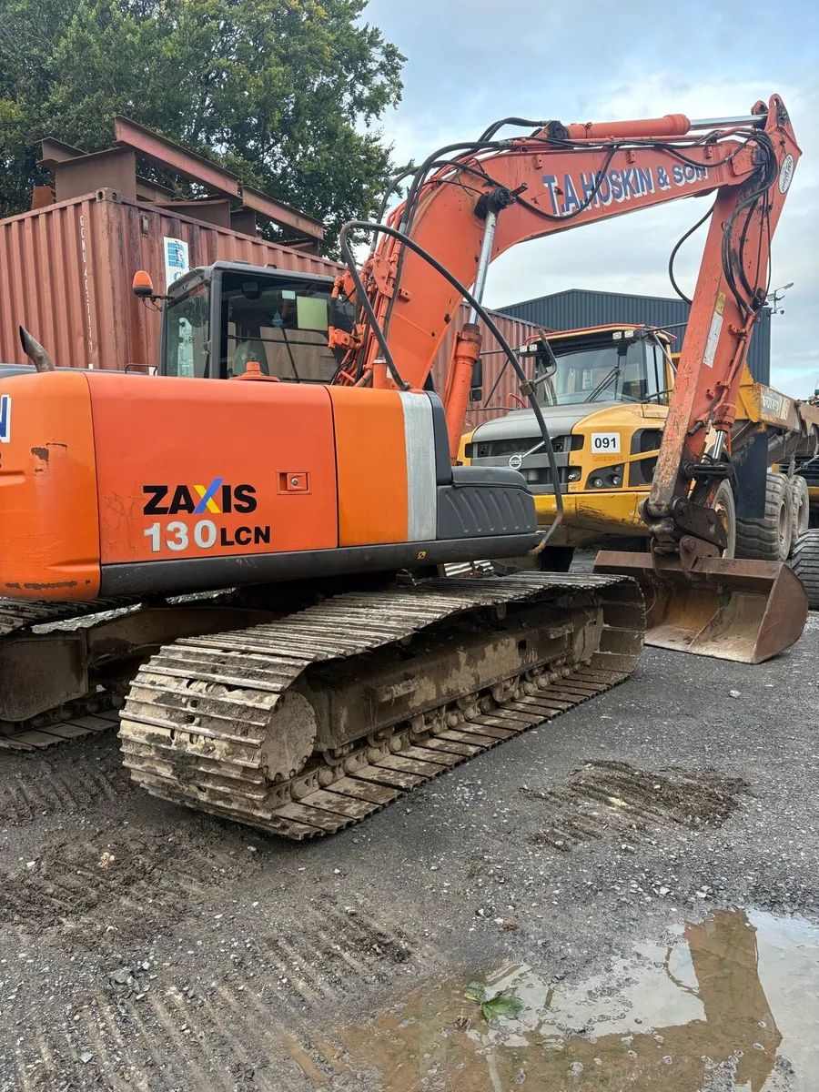 2011 Hitachi 130-3 - Image 1