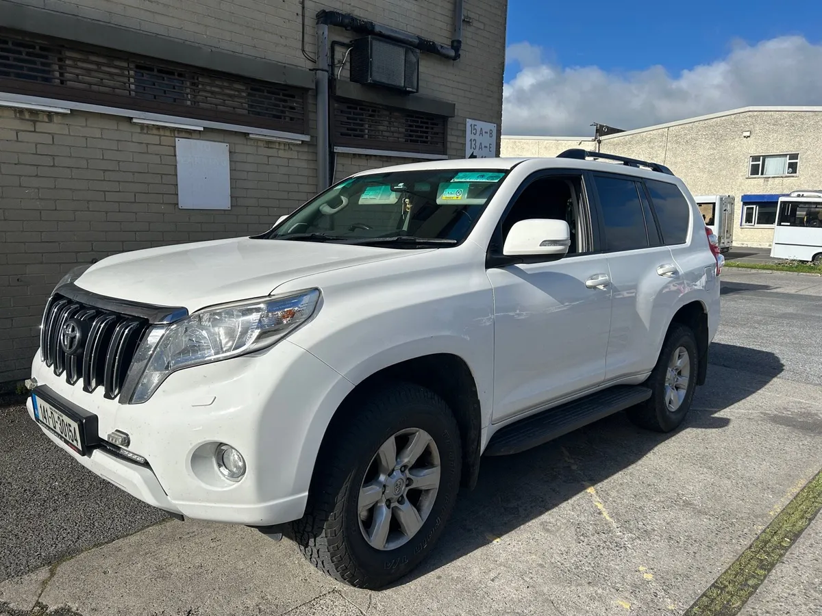 Toyota Landcruiser 3.0 LWB  Commercial 5 dr - Image 1