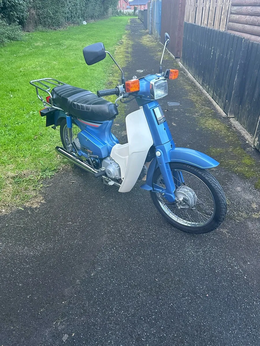 1988 Honda C90 Cub - Image 3