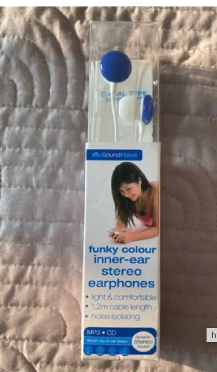 Funky earphones - Image 1