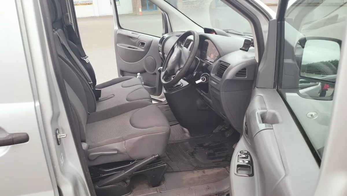 15 Peugeot Expert NEW DOE 10/26 - Image 2