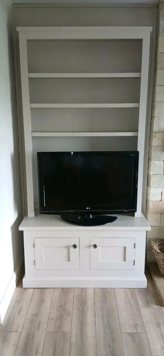 TV unit and book shelves - Image 1