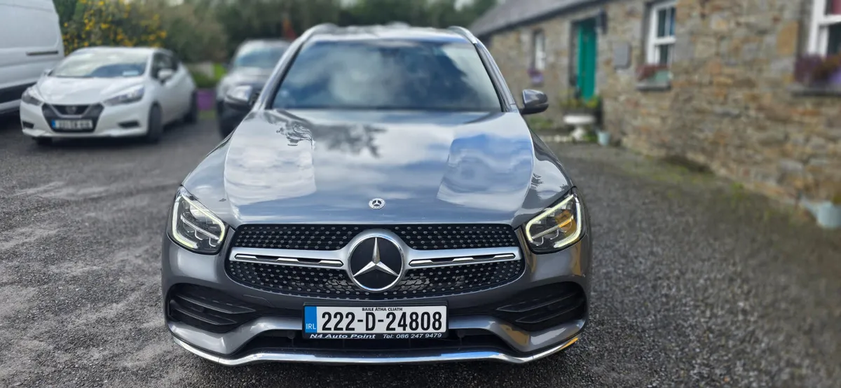 Mercedes-Benz GLC 2022 AMG LINE - Image 3