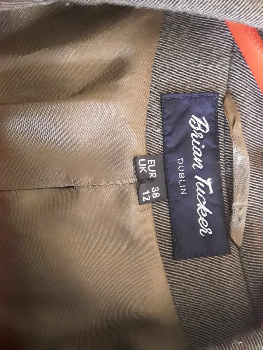 Beautiful as new very long designer coat - Image 2