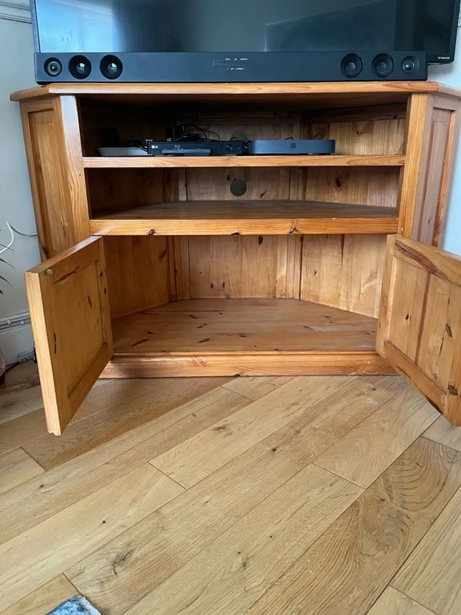 Corner Tv unit - Image 1