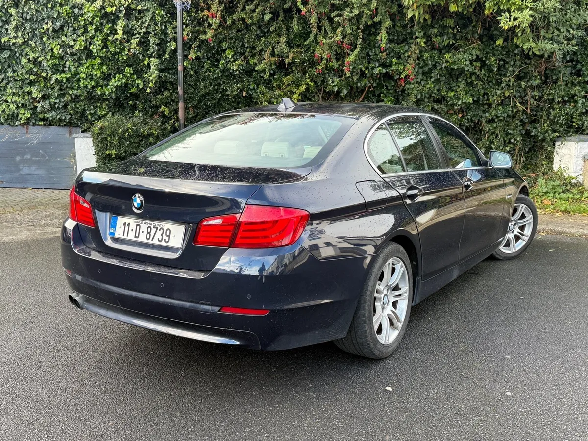 BMW 5 Series F10 - Image 2