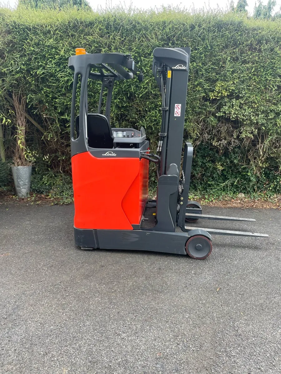 Linde R10B reach forklift - Image 4