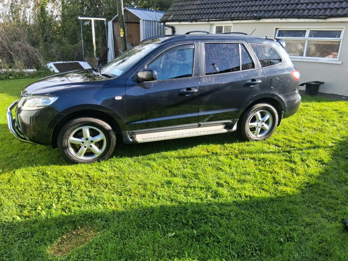 Hyundai santa fe - Image 1