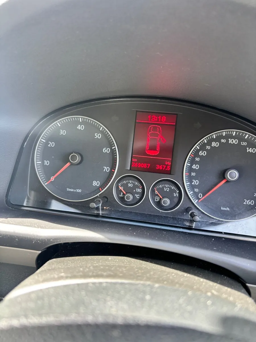 Volkswagen Touran 2008 - Image 3