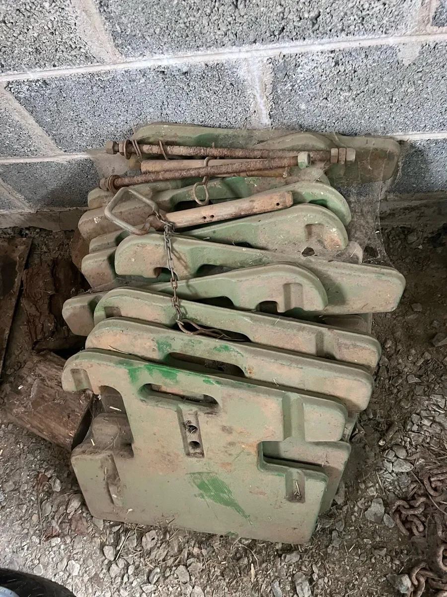Weights - Image 1