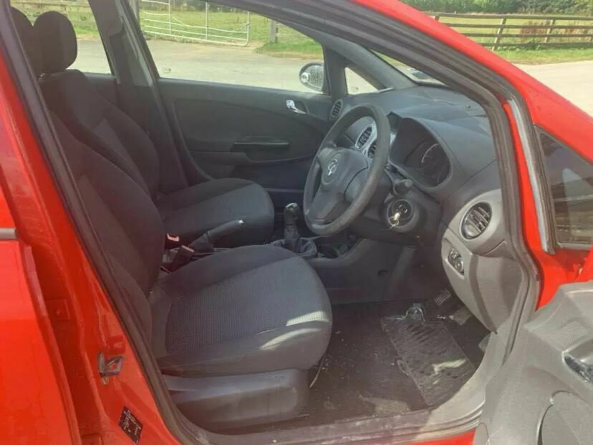 2013 Vauxhall Corsa  1.0 5dr. - Image 4