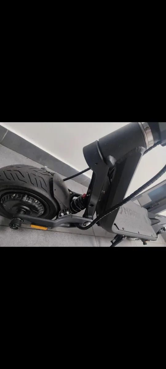 Electric scooter - Image 3