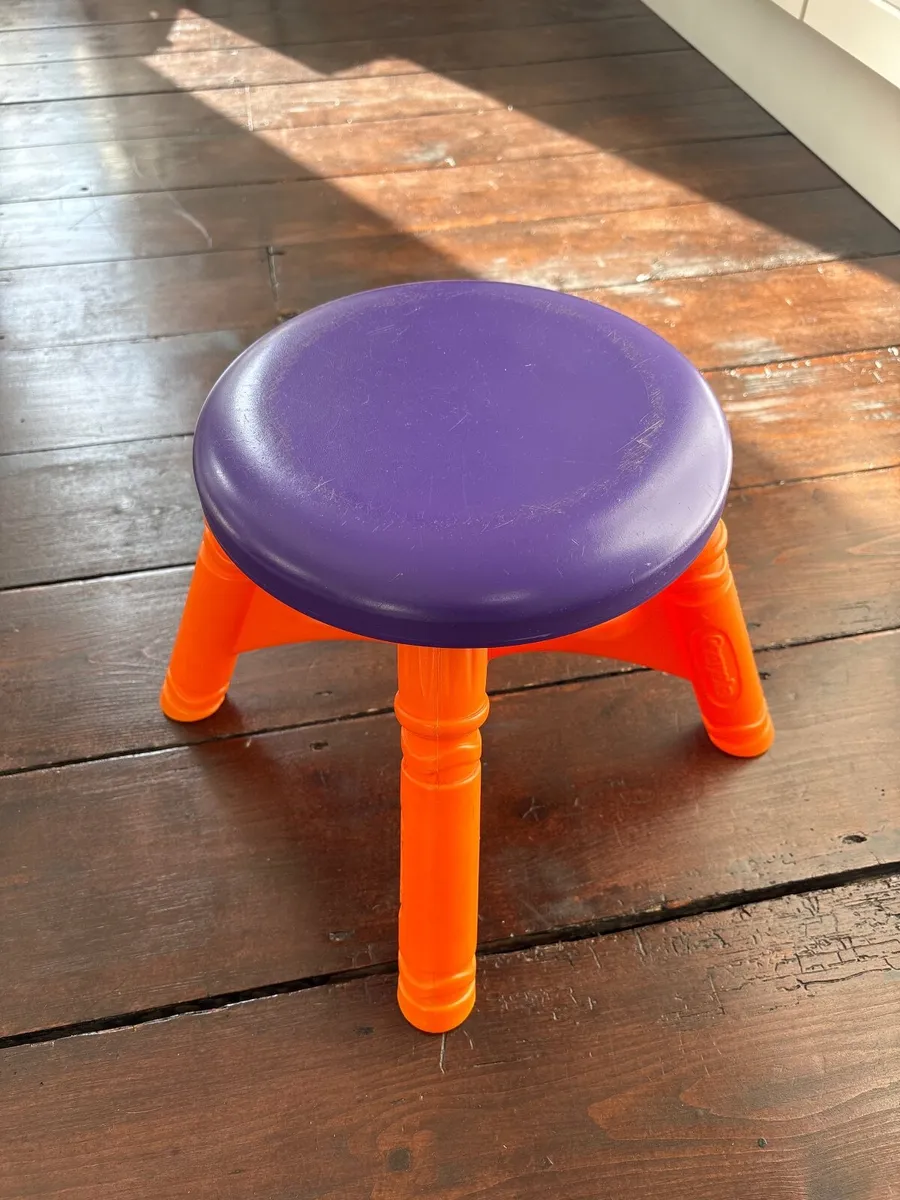 Kids stool chair - Image 1