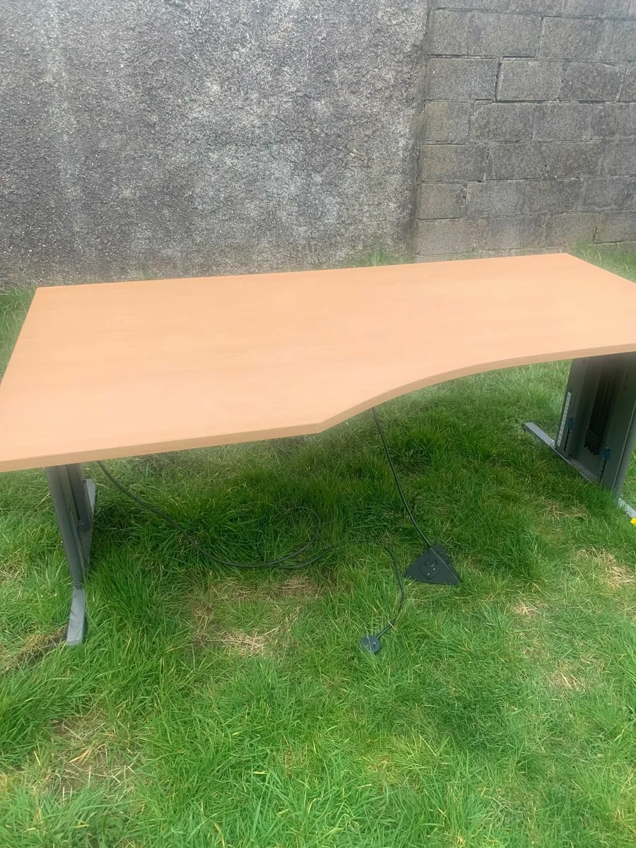 Beech Executive Office Desks - Image 1
