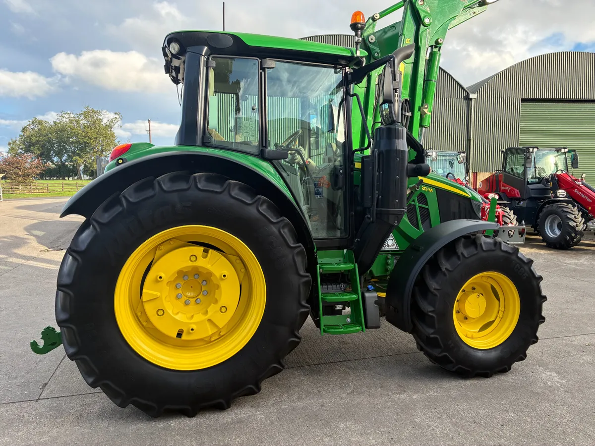 John Deere 6120M - Image 3