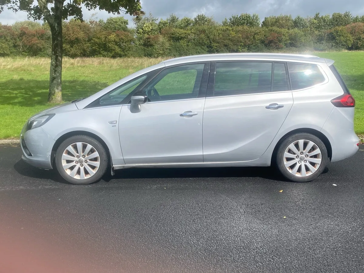 2012 Zafira 2.0L diesel, 7 Seats, NCT +Tax’d - Image 1