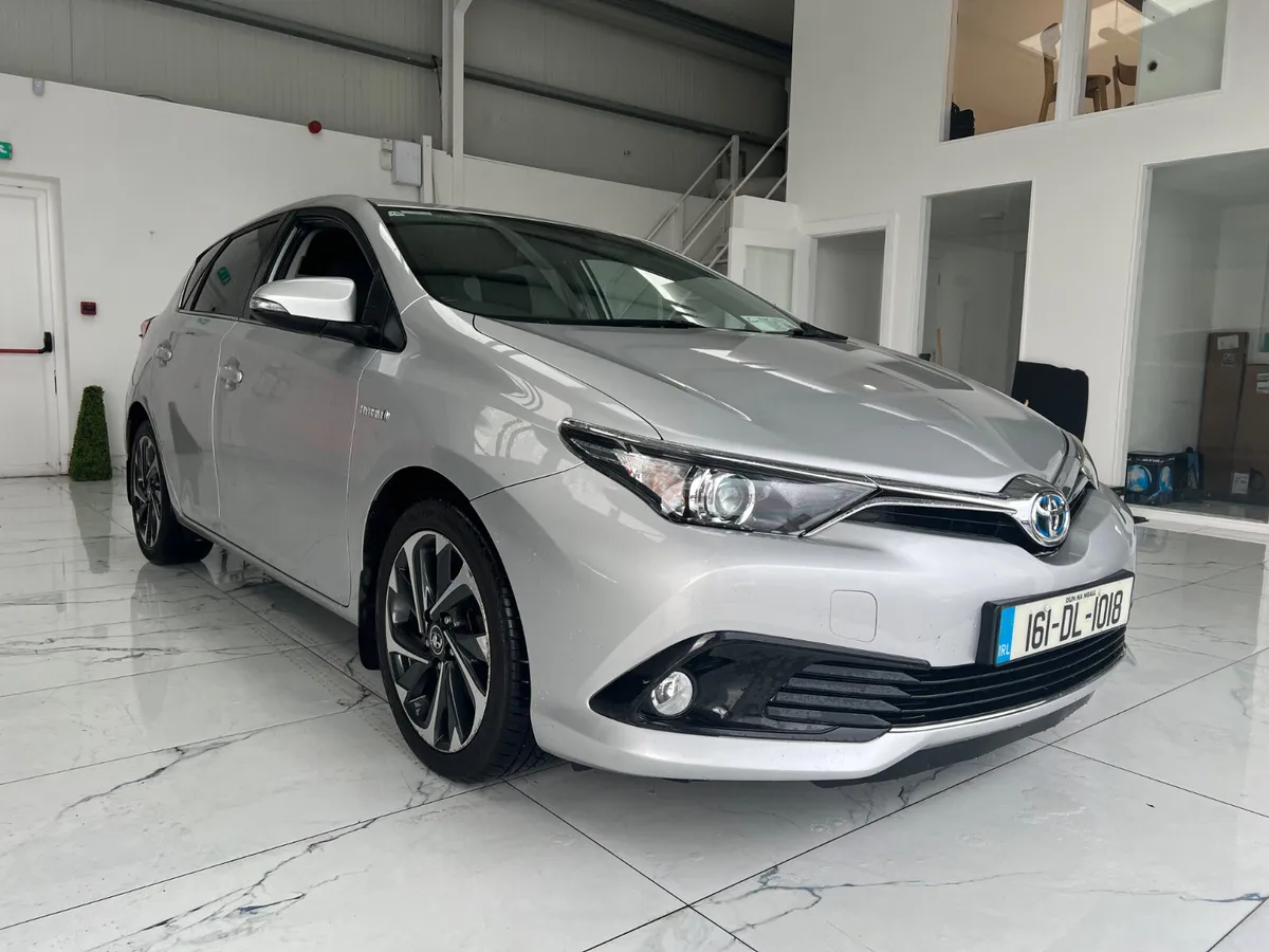 Toyota Auris 2016 - Image 1
