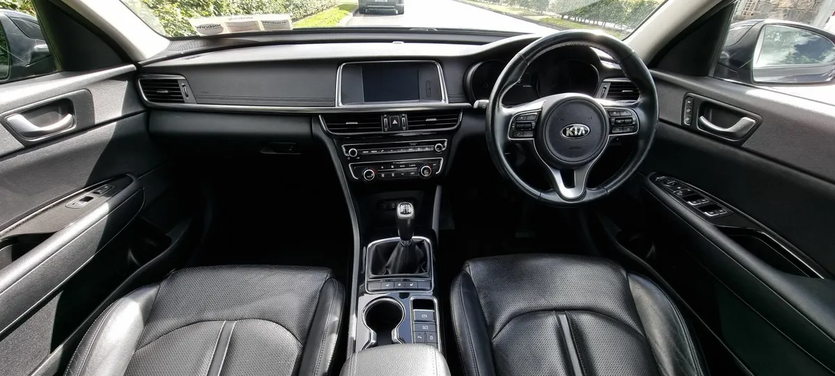 Kia Optima Platinum Edition crdi - Image 2