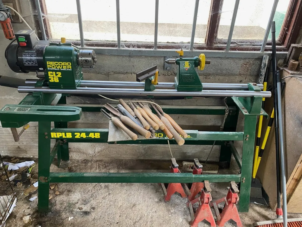 Record Power Wood Lathe - Image 2