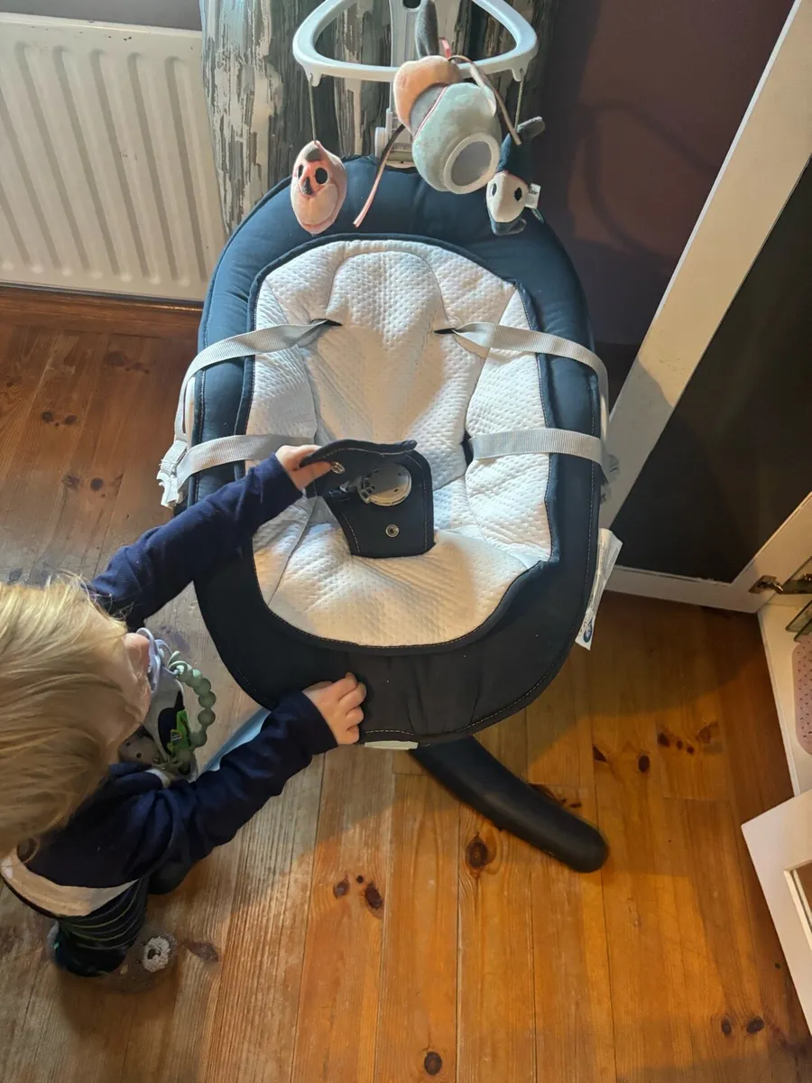 Baby seat/bouncer - Image 4