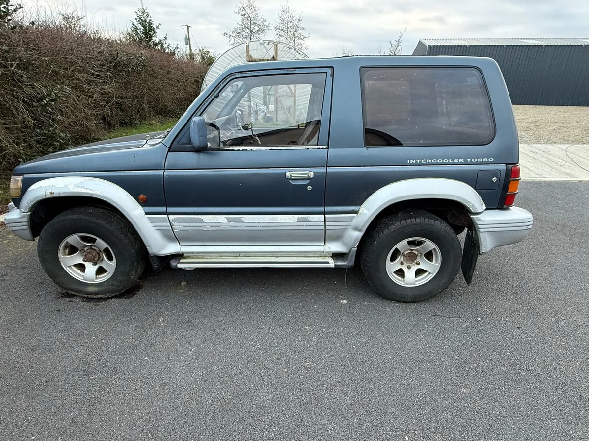 Mitsubishi pajero - Image 1