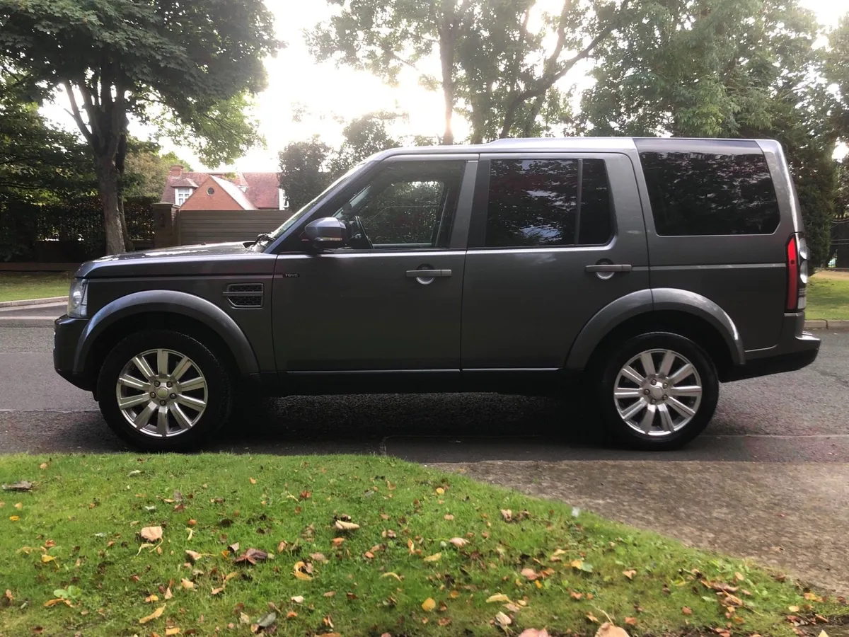 142 LANDROVER  DISCOVERY  5 seater crew cab - Image 4