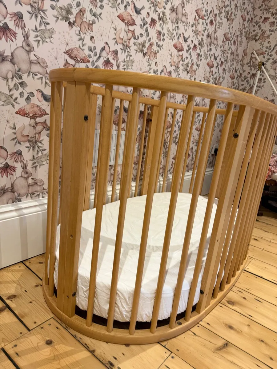 Stokke Sleepi Cot Bed - Image 3