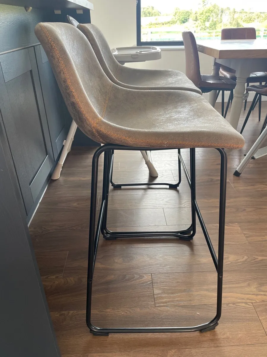 Kitchen bar stool - Image 2