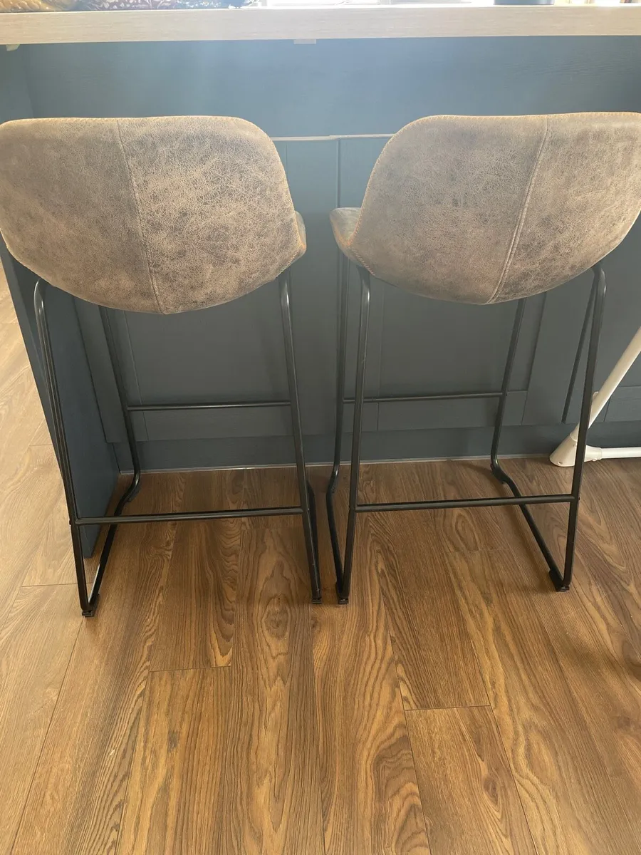Kitchen bar stool - Image 3