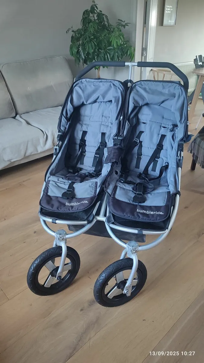 Bumbleride double buggy - Image 1