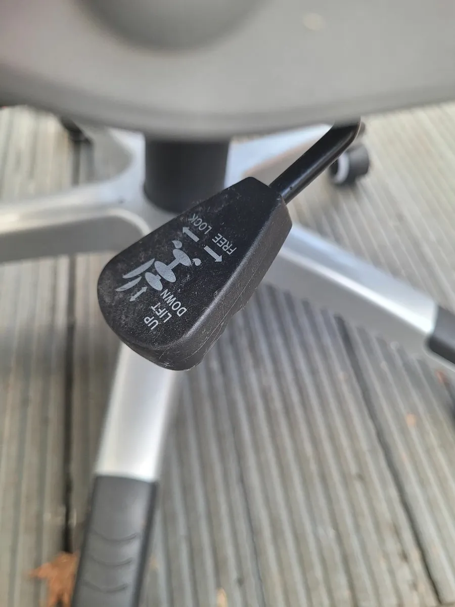 Office Chair - Image 2