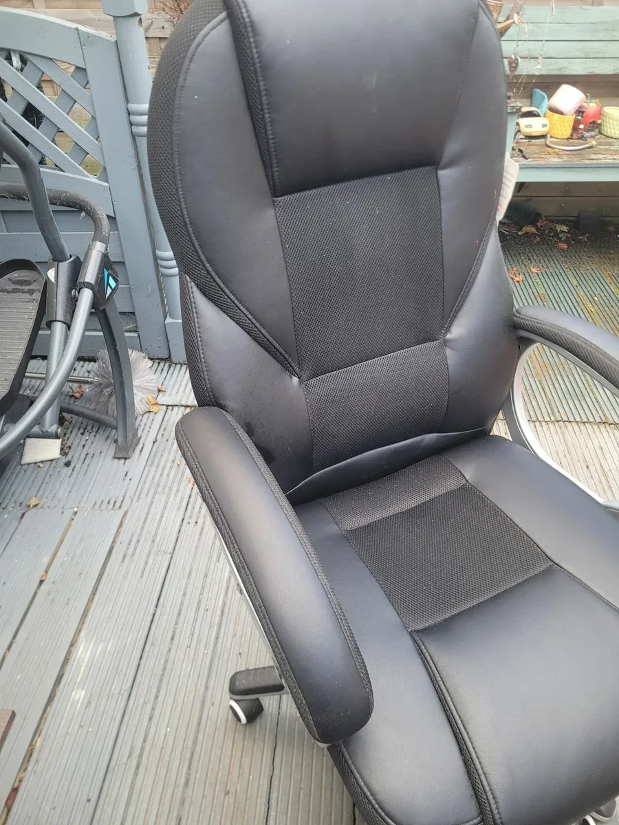 Office Chair - Image 3