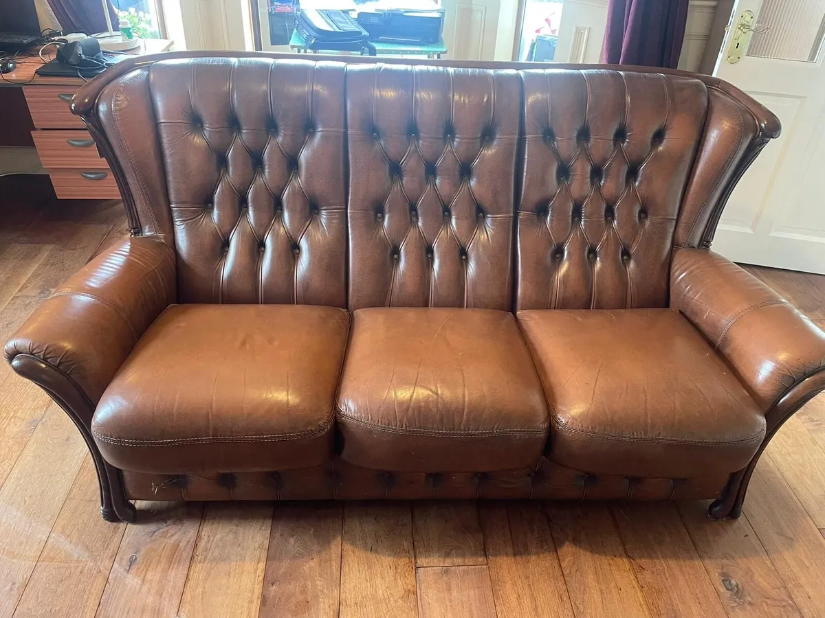 Leather couch - Image 3