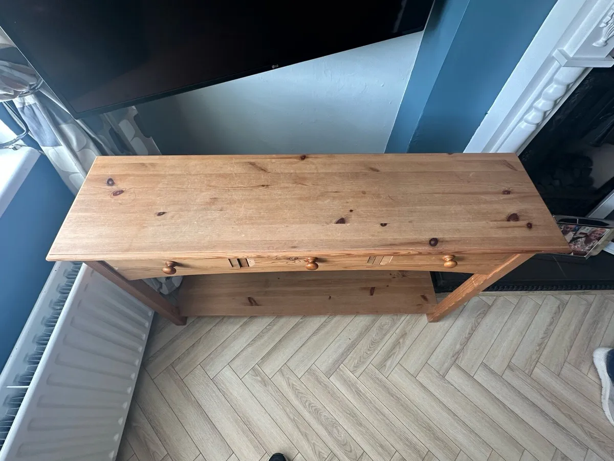 Pine hall table - Image 3