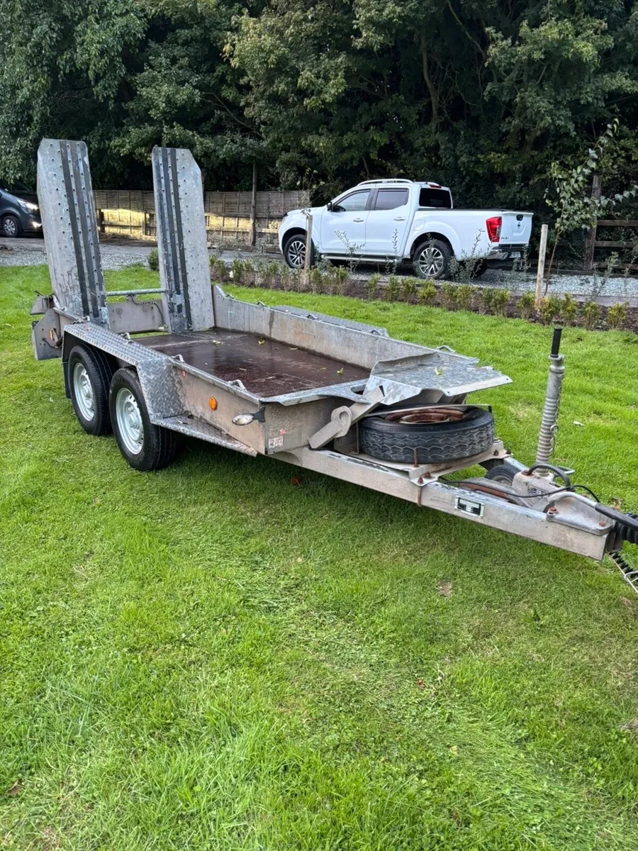 9x4 ifor Williams beaver tail plant trailer - Image 1