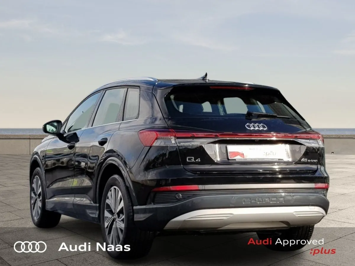 Audi Q4 E-tron 45 E-tron - Image 4