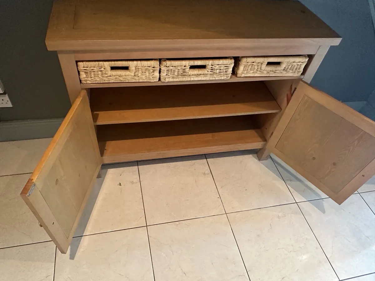 Pine hall table - Image 4