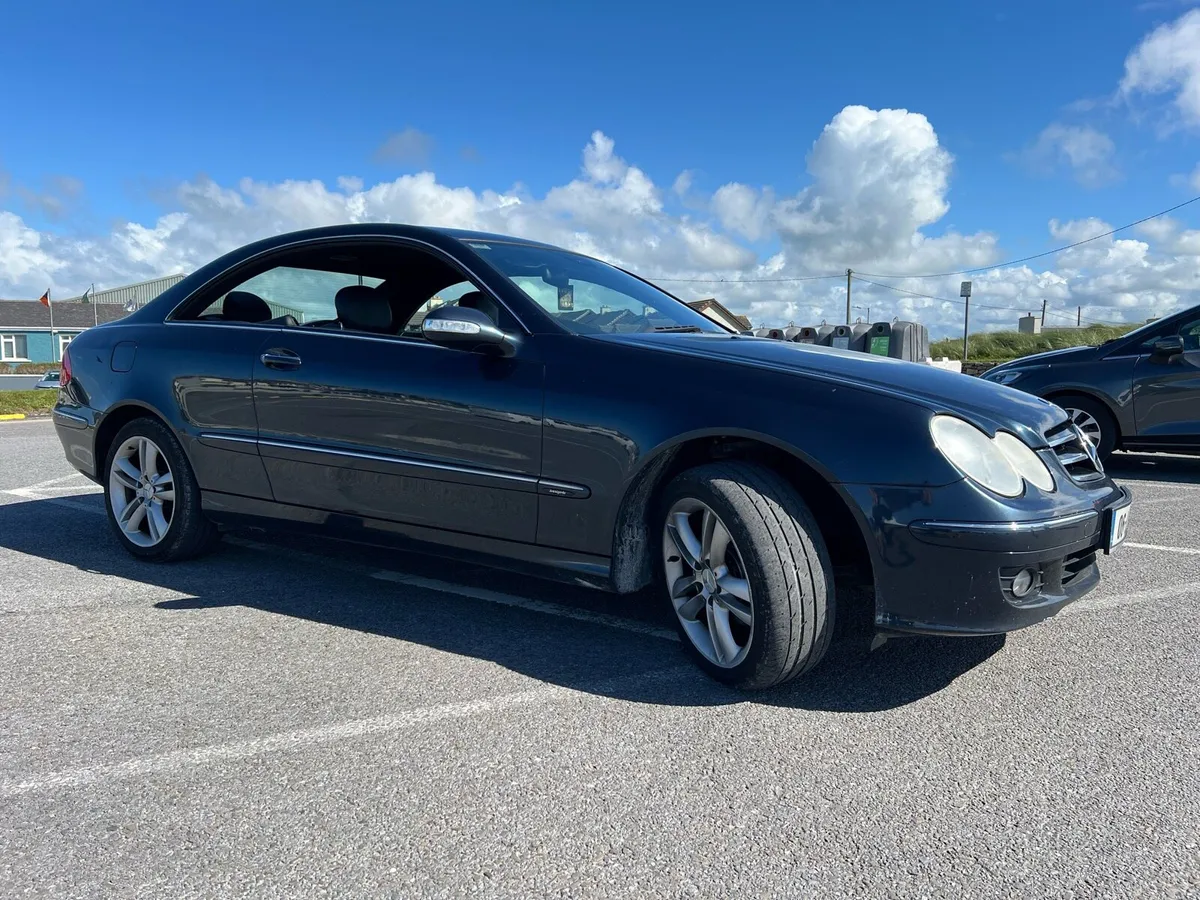 Mercedes CLK 200 low mileage - Image 2