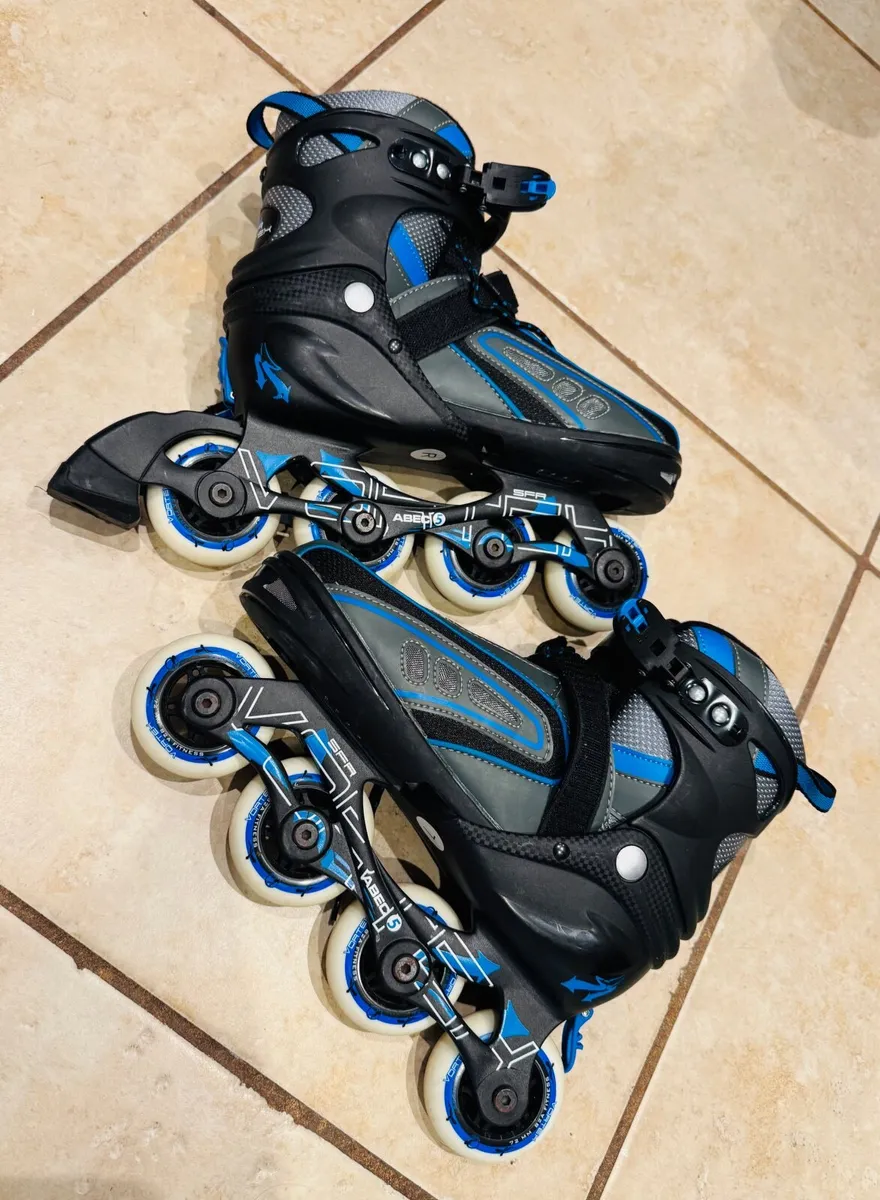 Kids Adjustable Rollerblades (SFR, Size 3–6) – Lik - Image 1
