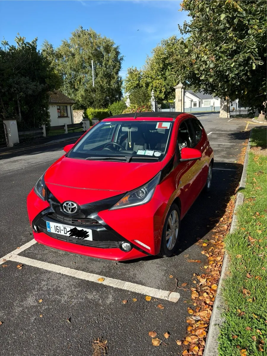TOYOTA AYGO 1.0 X-PRESSION - Image 1