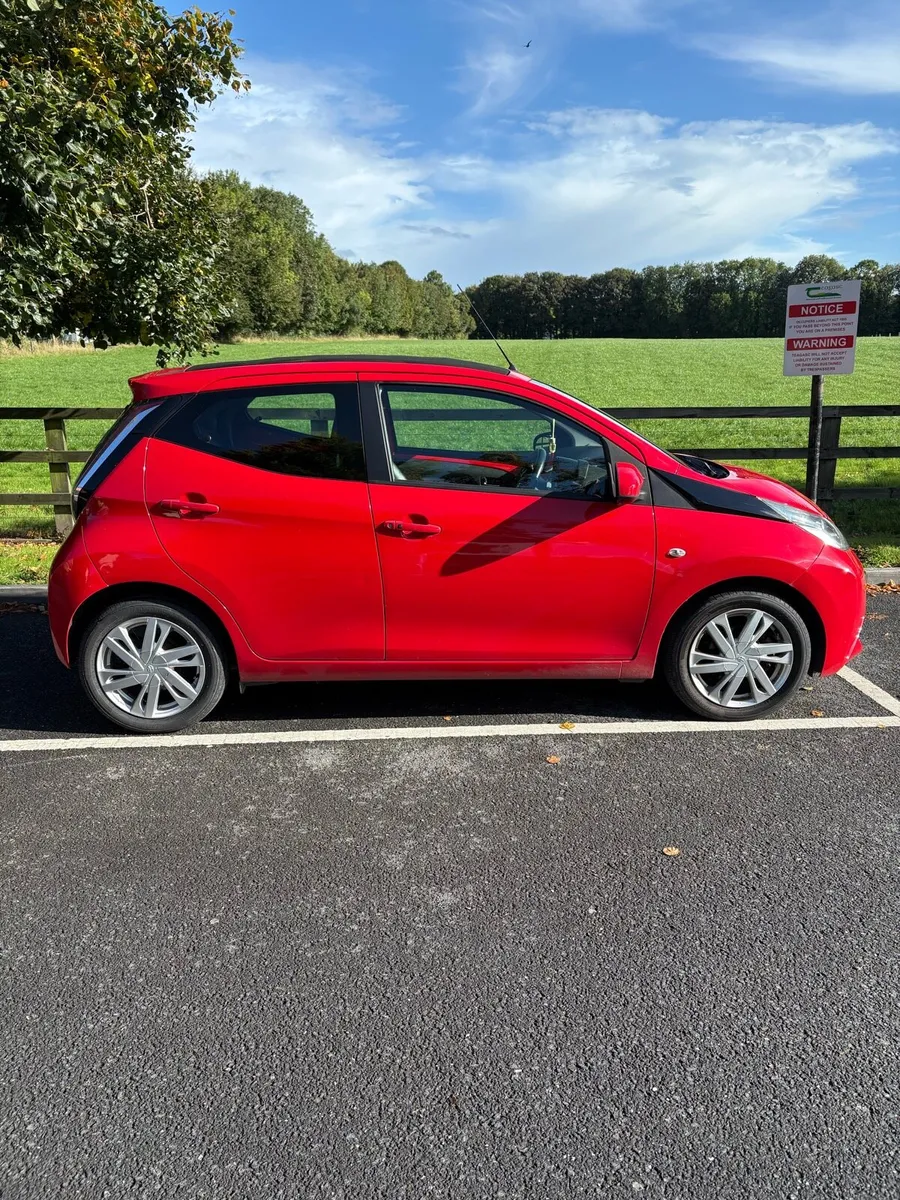 TOYOTA AYGO 1.0 X-PRESSION - Image 2