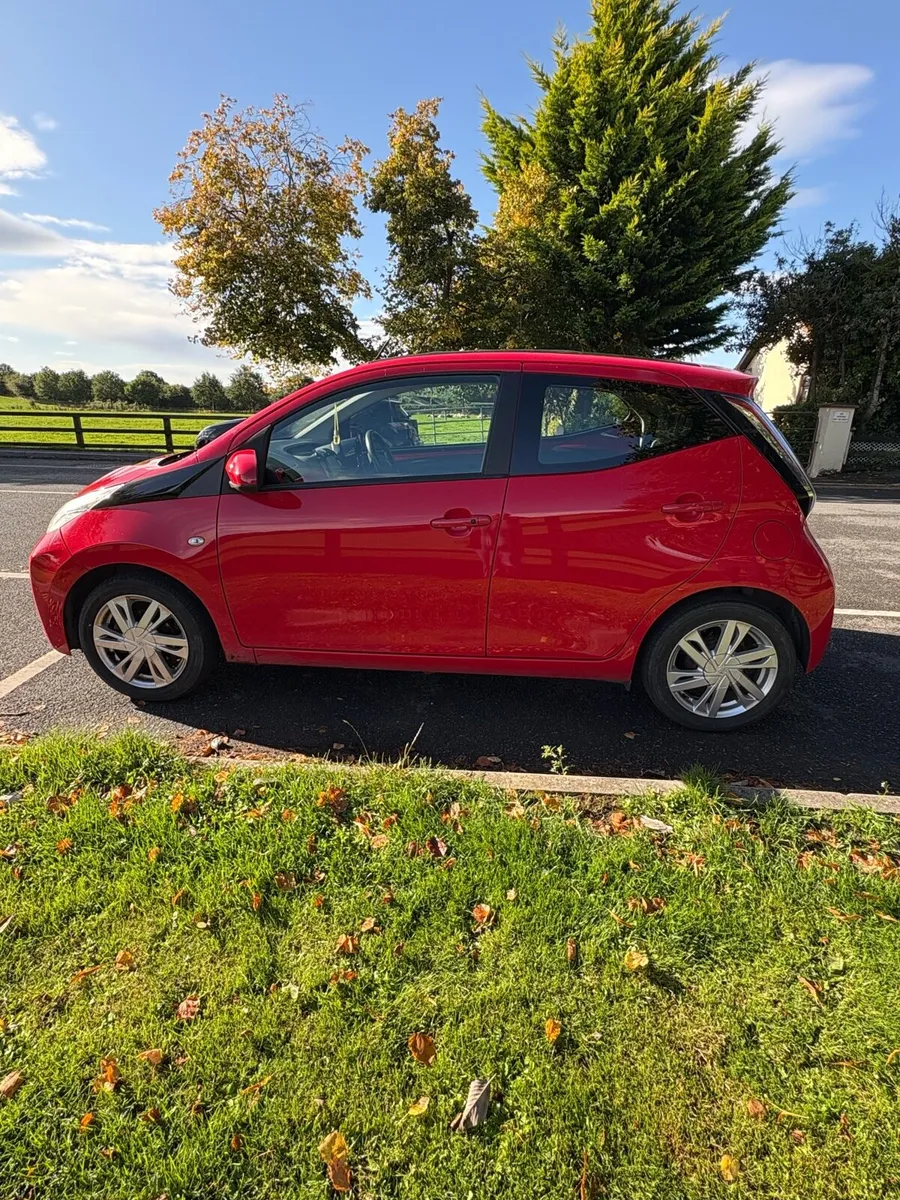 TOYOTA AYGO 1.0 X-PRESSION - Image 4