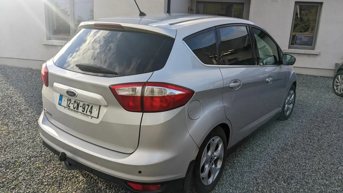 Ford C-Max 2012 - Image 1
