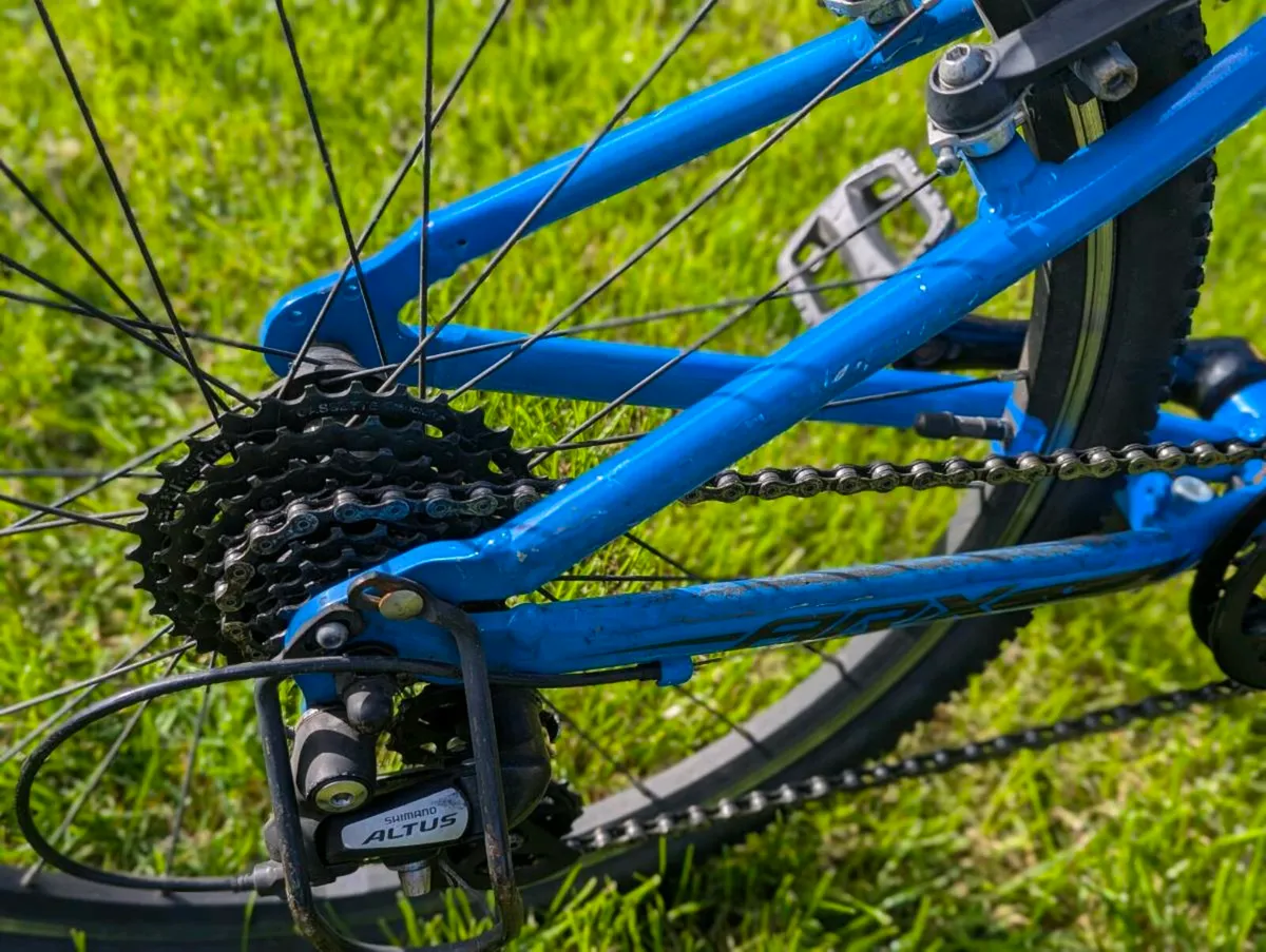 Giant ARX24 kids bike - Image 3
