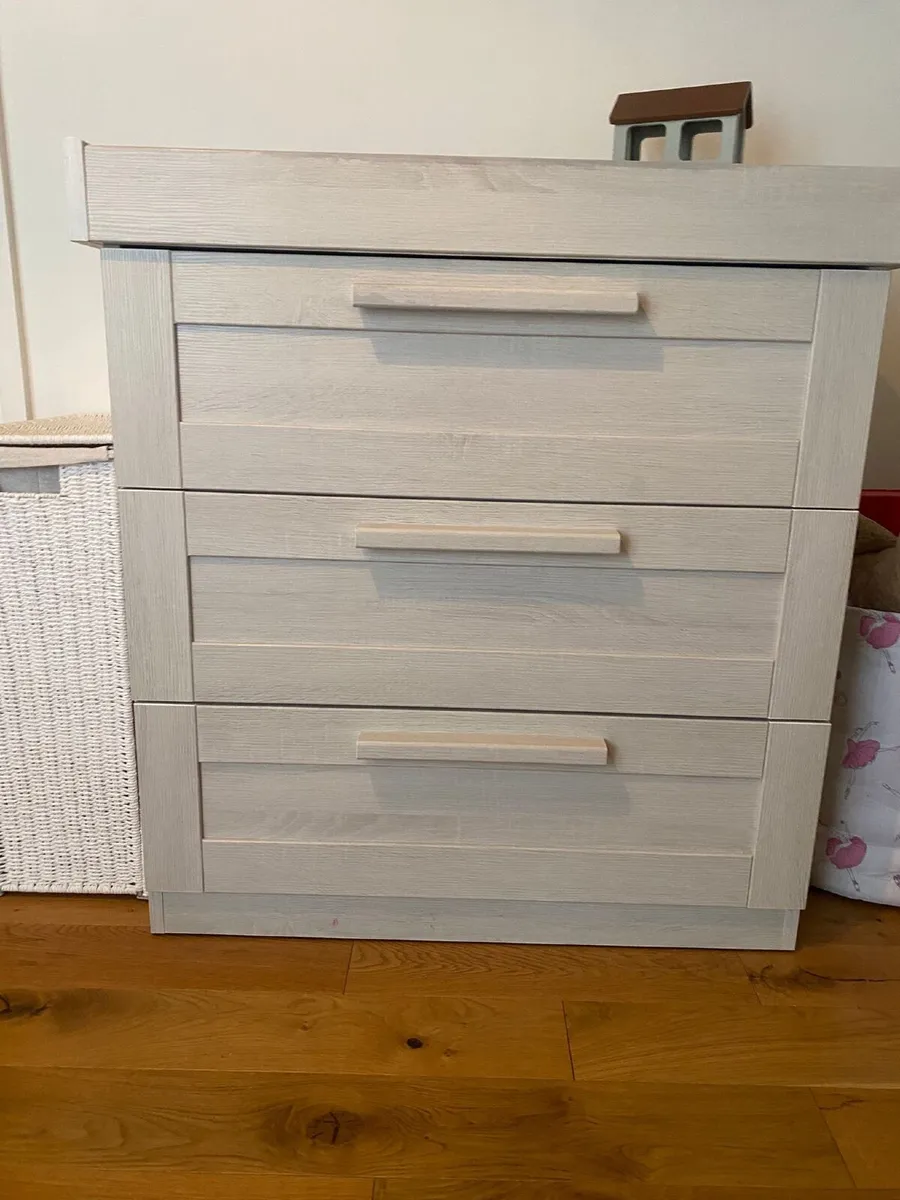 Child bed and drawers - Image 2