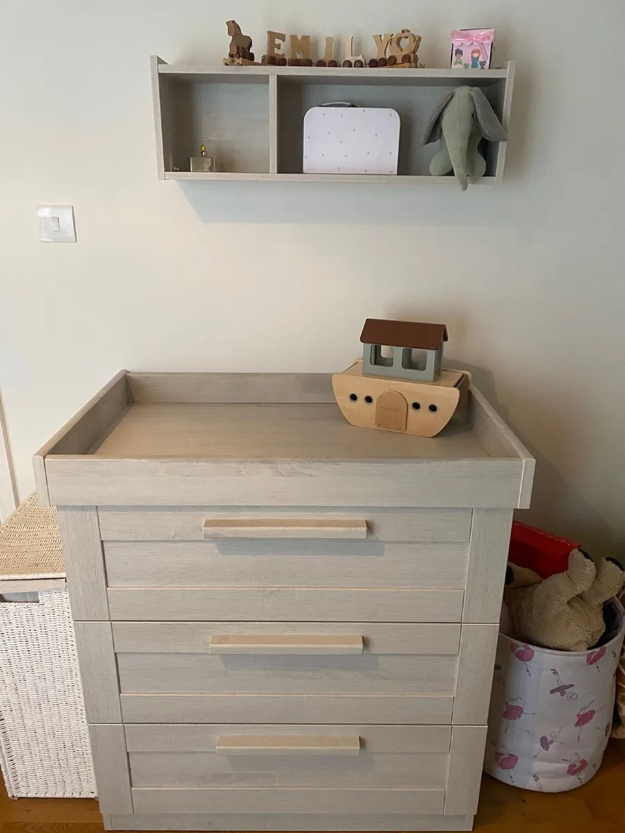 Child bed and drawers - Image 3