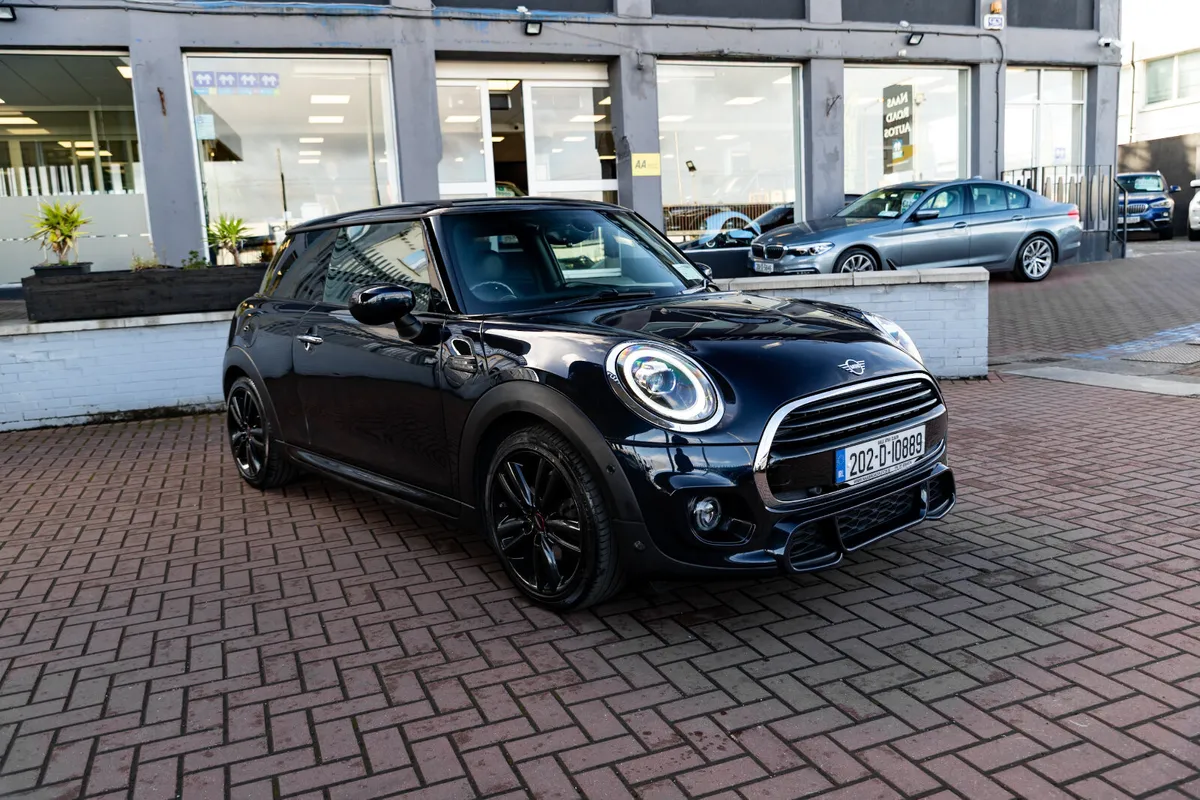 Mini Cooper 2020 - Image 1