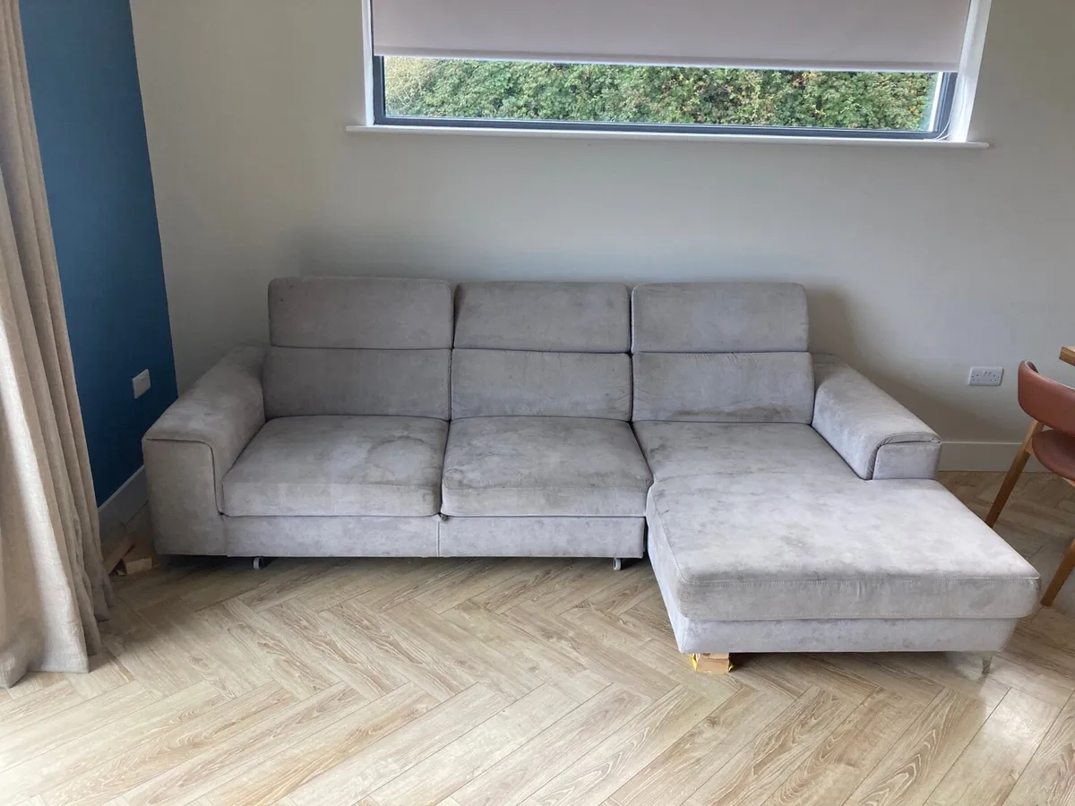 Couch/ foldout bed - Image 1