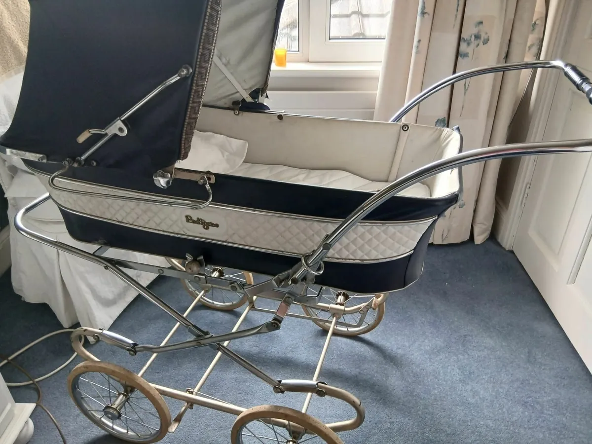 Antique Pram - Image 2